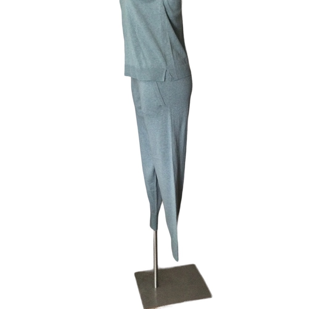 Athleta Salutation Gray Heather‎ Jogger Set - Picture 4 of 16